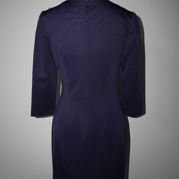 Classic, formal navy blue mother-of-the-bride gown - Picture 4 of 8